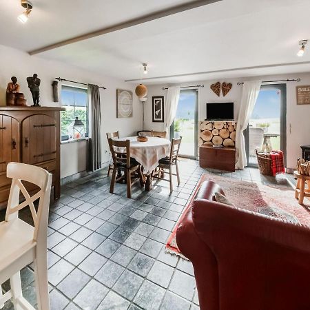 Tranquil Holiday Home In Mont With Bubble Bath Zewnętrze zdjęcie